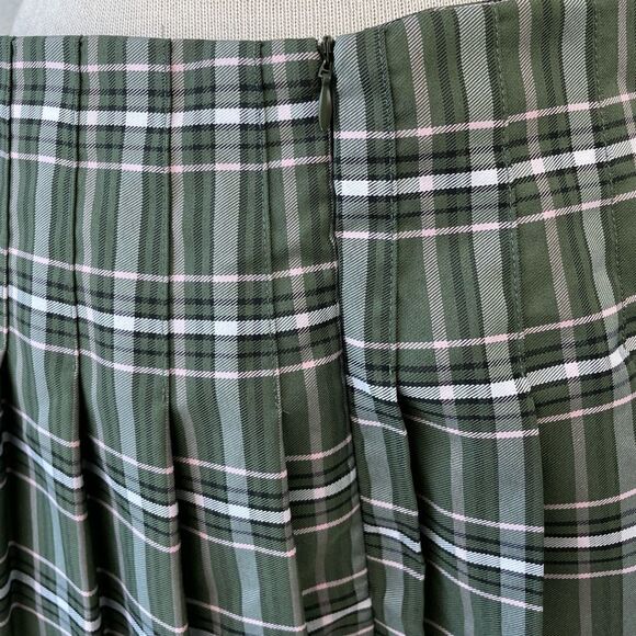 No Boundaries Plaid Mini Skirt Size L (11-13) EUC - Picture 5 of 7